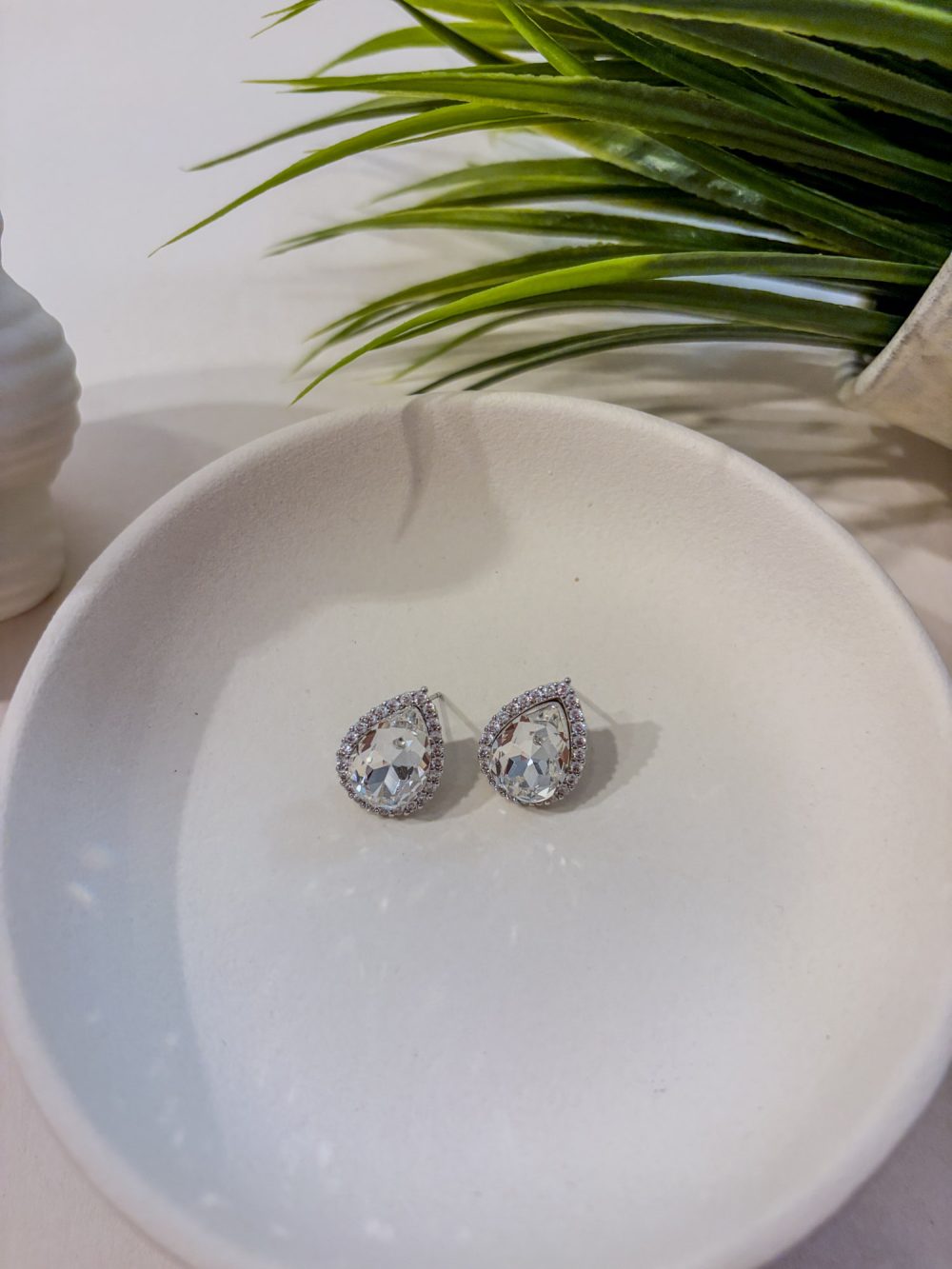 teardrop-earrings-silver