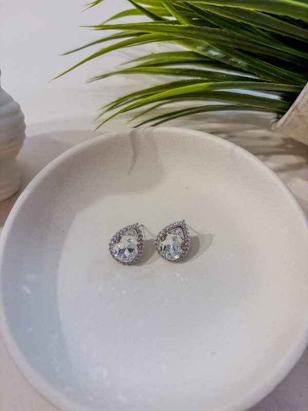 teardrop-earrings-silver