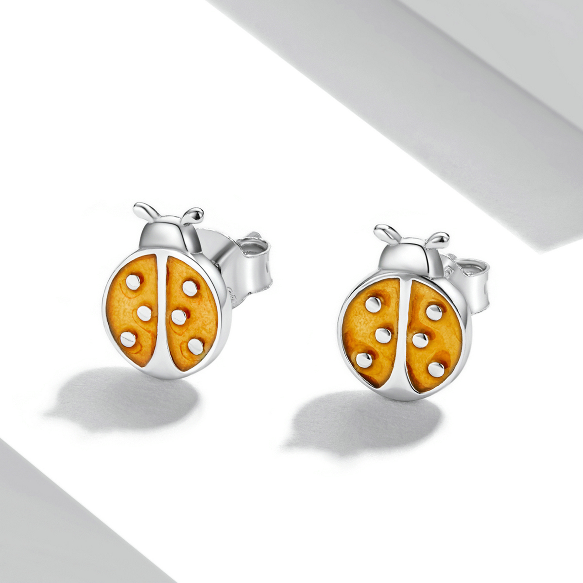 SCE1345-1 Silver orange ladybug - Image 1